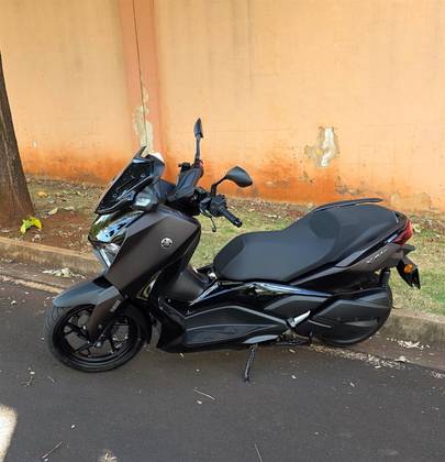 YAMAHA XMAX 300 CONNECTED ABS 